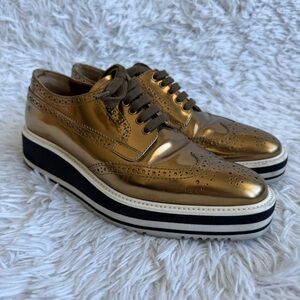Prada Metallic Bronze Wingtip Platform Oxford Patent Leather Shoes Size 38